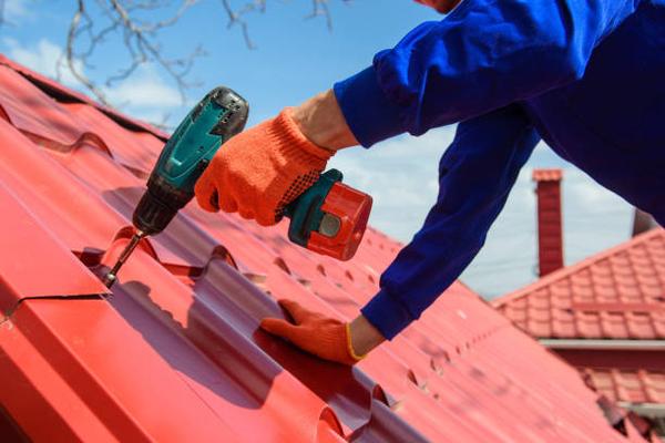 Roofing Replacement in Tucson: What Homeowners Need to Know